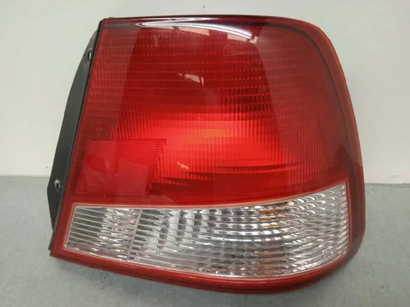 Piloto Trasero Derecho para Hyundai Accent (Lc)