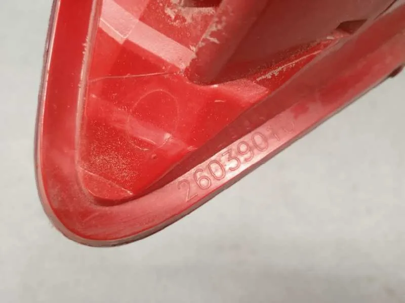 Piloto Trasero Izquierdo Interior para Peugeot 3008