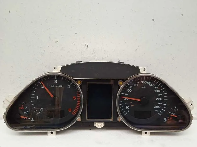 Cuadro Instrumentos para Audi A6 Berlina (4F2)