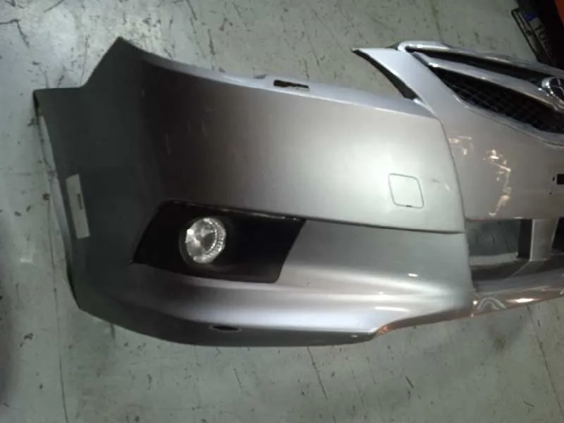 Paragolpes Delantero para Subaru Legacy Kombi/Outback B14