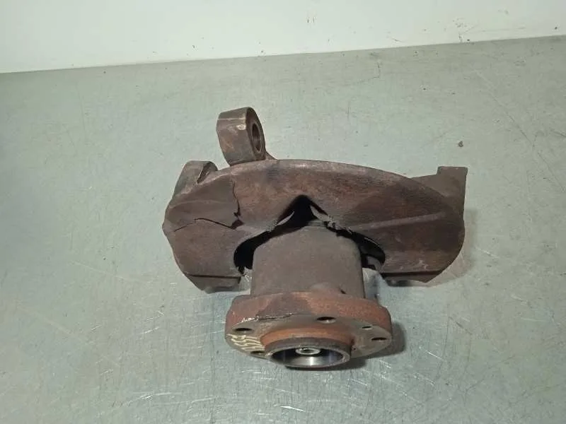 Mangueta Delantera Izquierda para Iveco Daily Caja Cerrada (2006 =>)