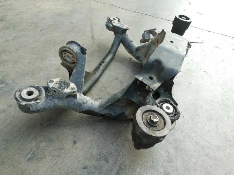 Puente Trasero para Bmw X3 (E83)