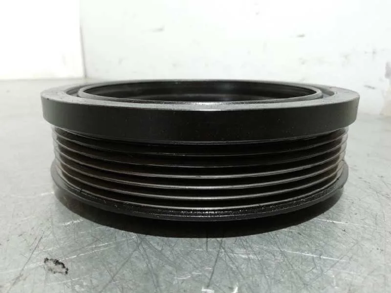 Polea Ciguenal para Volkswagen Passat Berlina (3C2)