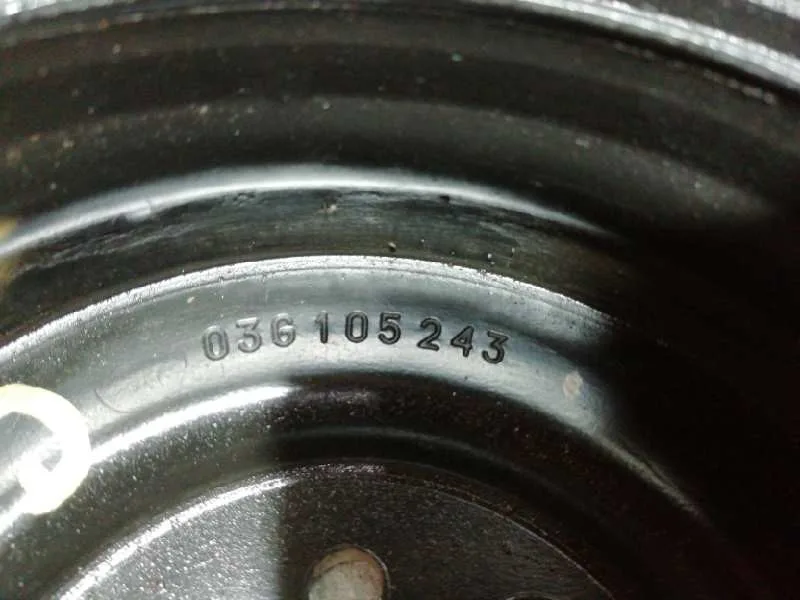 Polea Ciguenal para Volkswagen Passat Berlina (3C2)