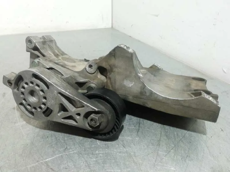 Soporte Alternador para Volkswagen Passat Berlina (3C2)