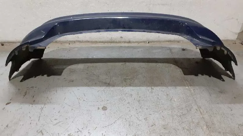 Paragolpes Trasero para Ford Focus Lim. (Cb8)