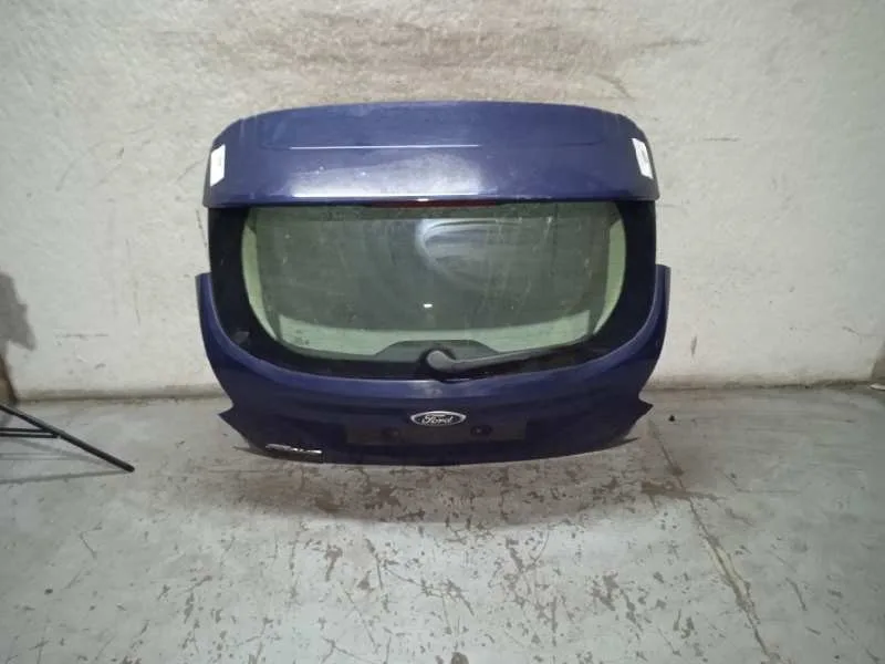 Porton Trasero para Ford Focus Lim. (Cb8)