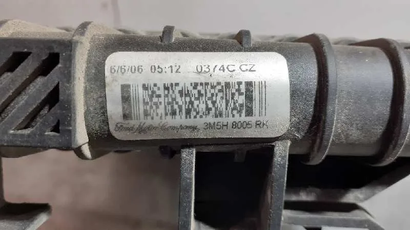 Radiador Agua para Ford Focus Berlina (Cap)