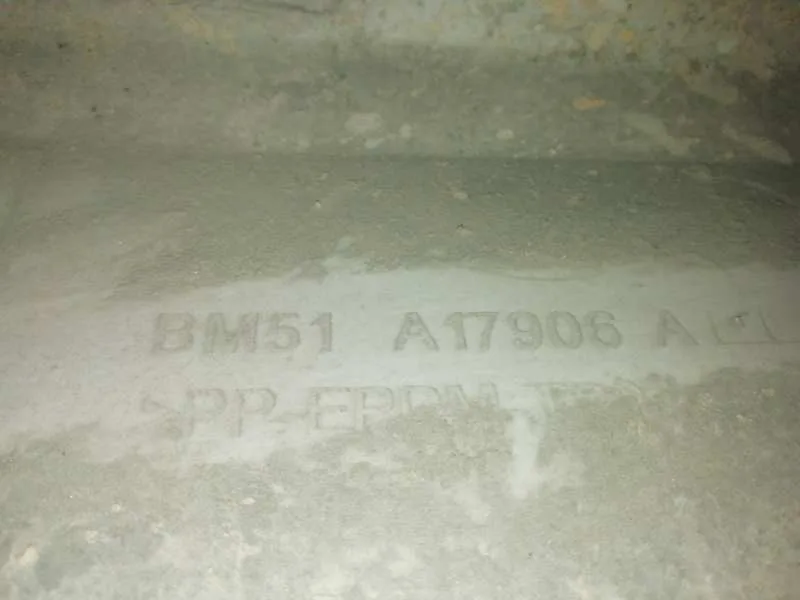 Paragolpes Trasero para Ford Focus Lim. (Cb8)