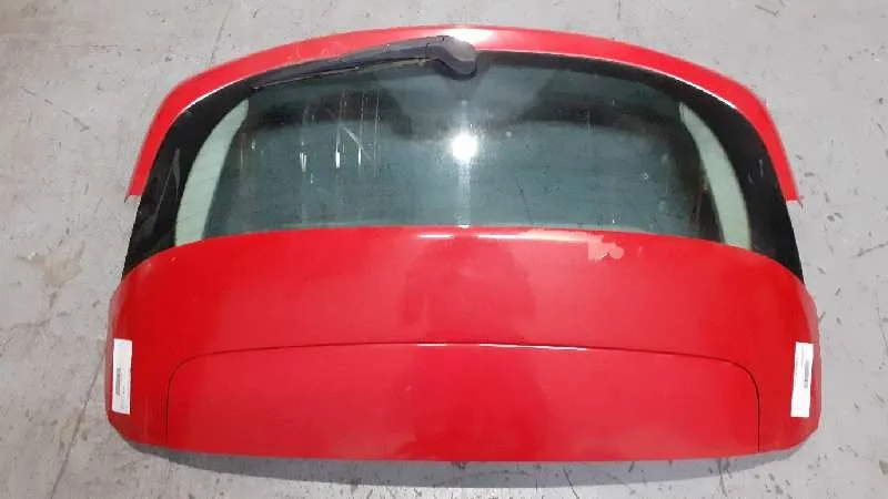 Porton Trasero para Ford Focus Lim. (Cb8)