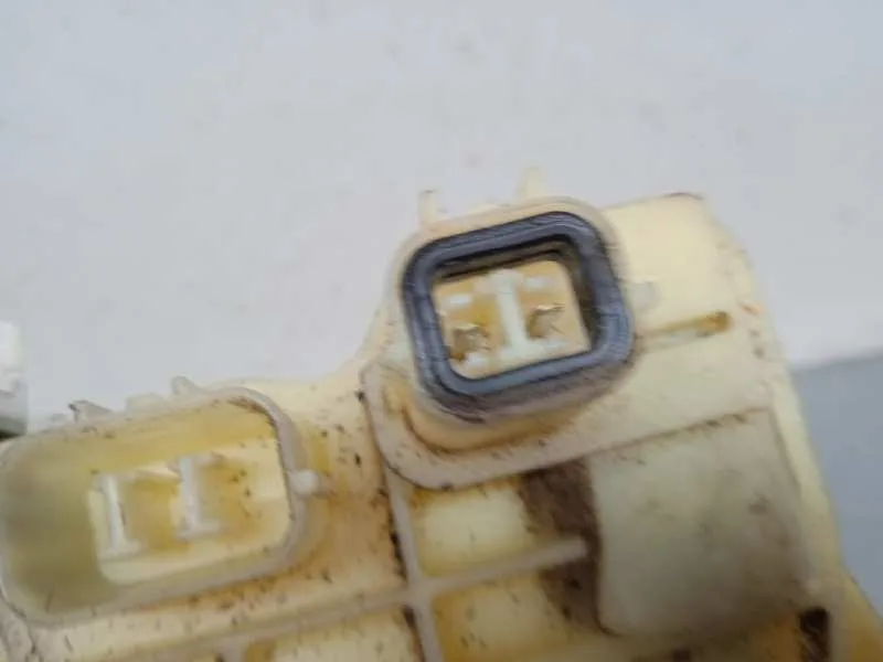 Cerradura Puerta Trasera Derecha para Honda Jazz (Gd1/5)