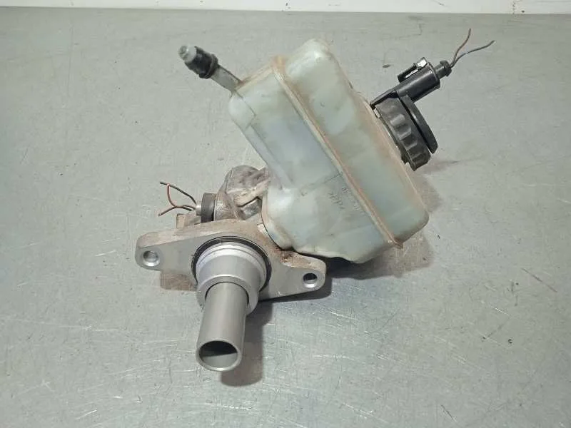 Bomba Freno para Volkswagen Passat Variant (365)