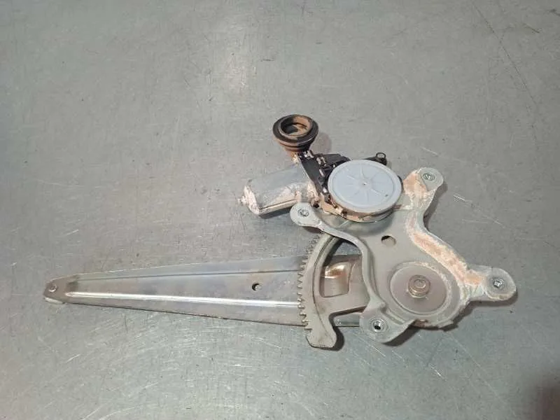 Elevalunas Trasero Derecho para Toyota Rav 4 (A3)