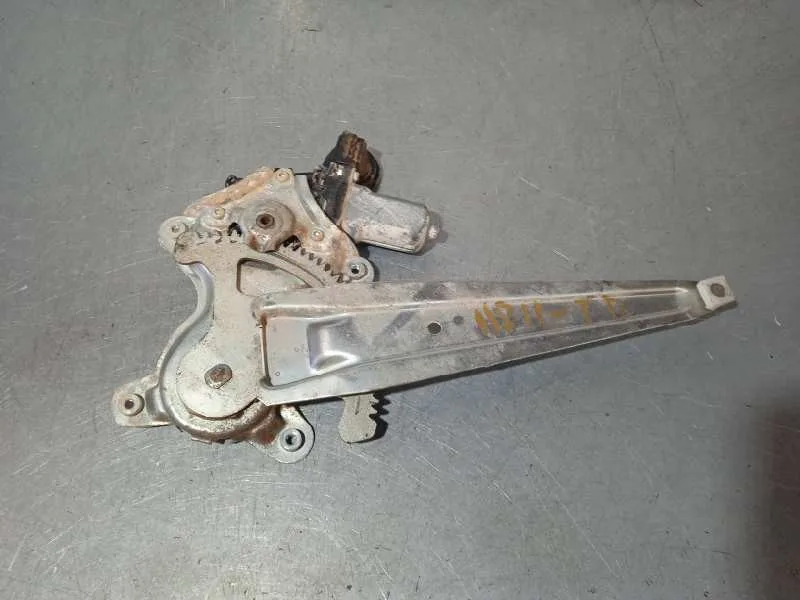 Elevalunas Trasero Derecho para Toyota Rav 4 (A3)