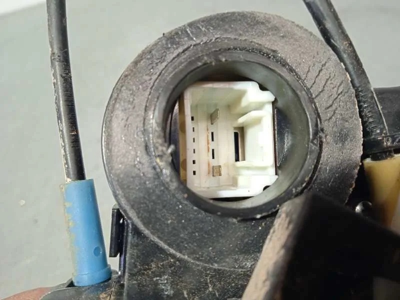 Cerradura Puerta Trasera Derecha para Toyota Rav 4 (A3)
