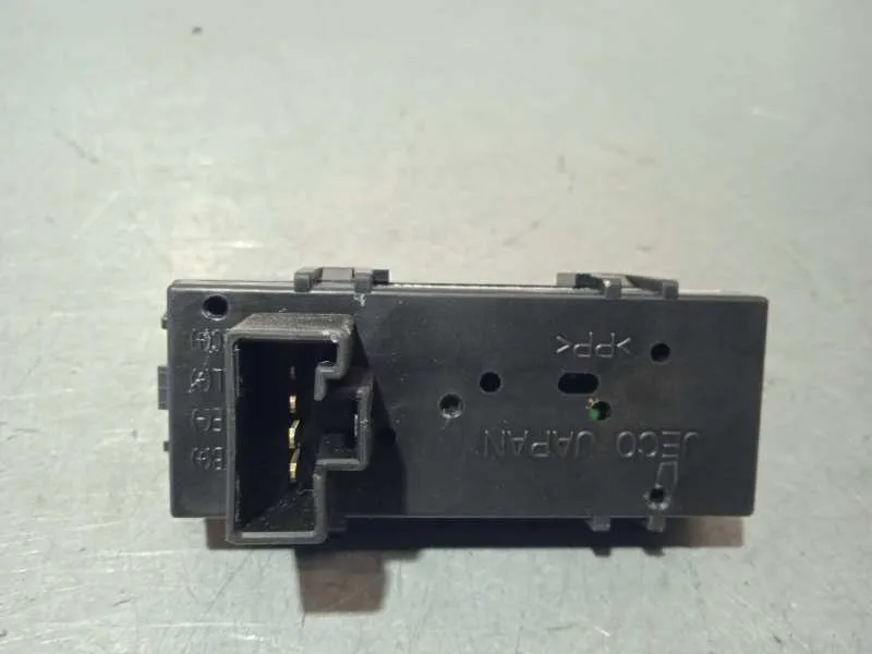 Display para Toyota Prius (Nhw20)