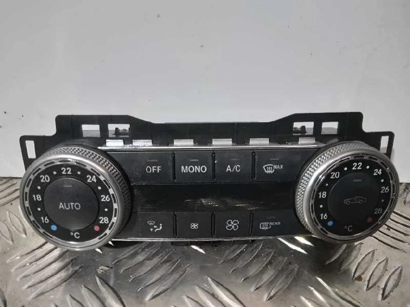 Mando Climatizador para Mercedes-Benz Clase C (W204) Berlina