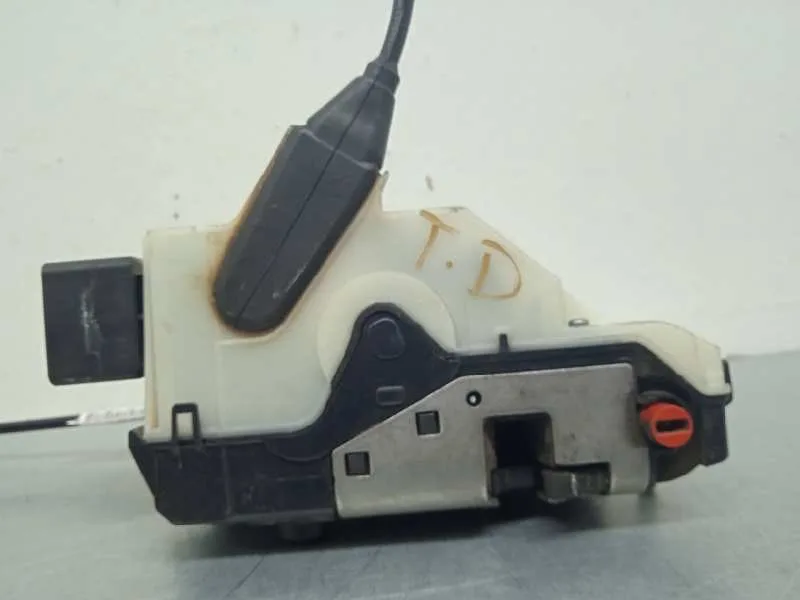 Cerradura Puerta Trasera Derecha para Peugeot 208