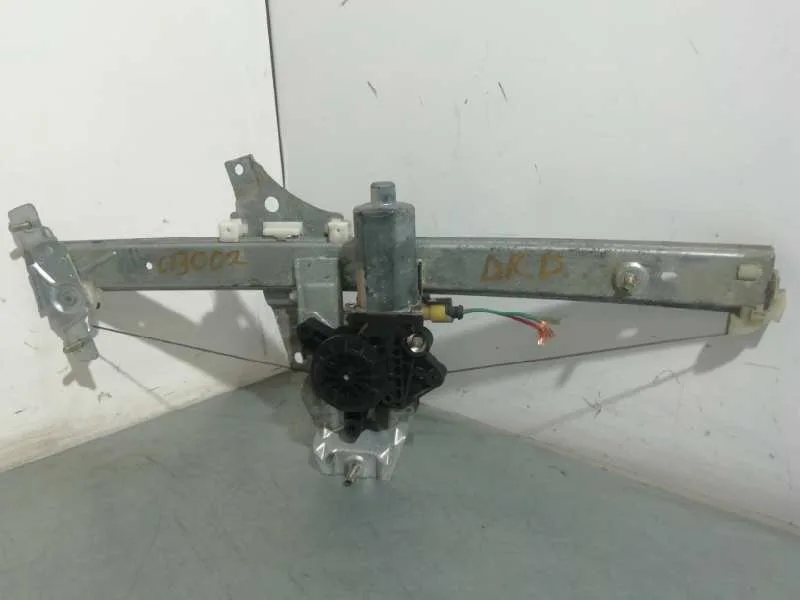 Elevalunas Delantero Derecho para Toyota Avensis Berlina (T 22)