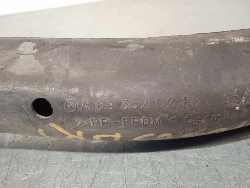 Tirante Trasero Derecho para Mercedes-Benz Clase A (W169)