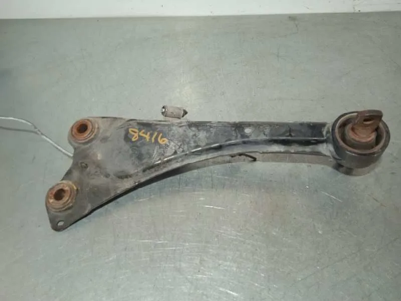 Brazo Suspension Inferior Trasero Izquierdo para Toyota Auris