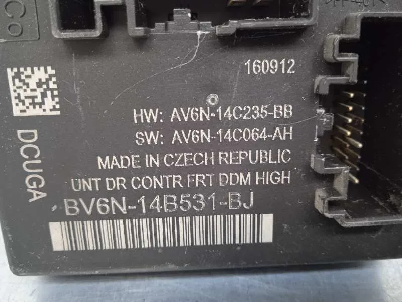 Modulo Confort para Ford Focus Lim. (Cb8)
