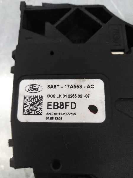 Mando Limpia para Ford Fiesta (Ccn)