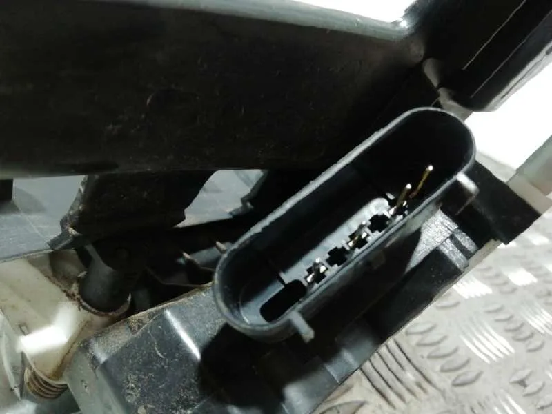 Cerradura Puerta Delantera Derecha para Ford Fiesta (Cb1)