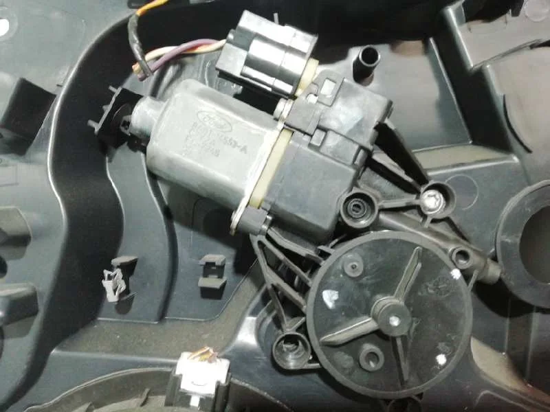 Elevalunas Delantero Derecho para Ford Fiesta (Cb1)