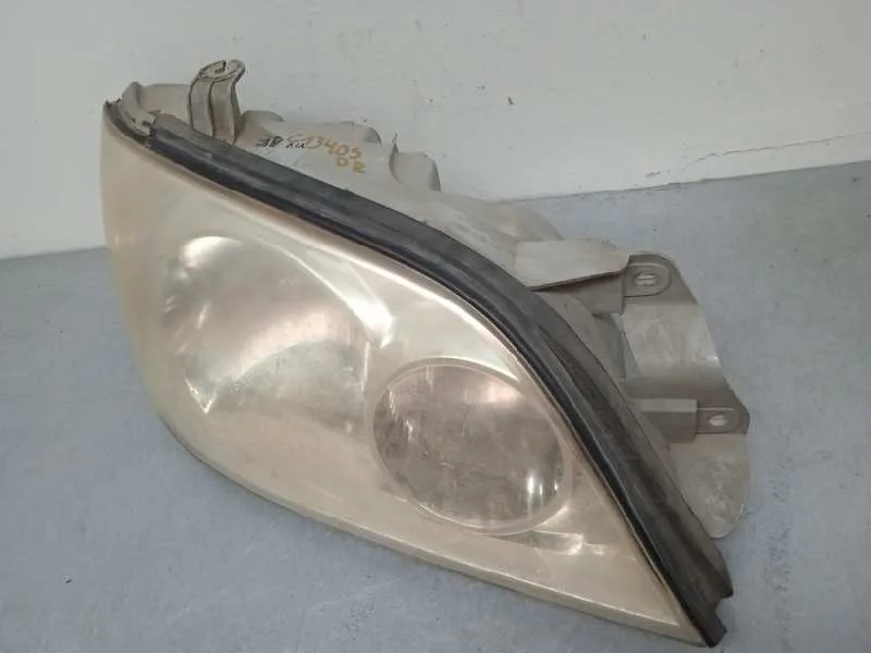 Faro Derecho para Kia Carnival Ii
