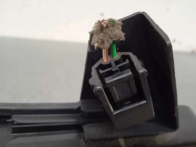 Cerradura Puerta Delantera Derecha para Dacia Sandero