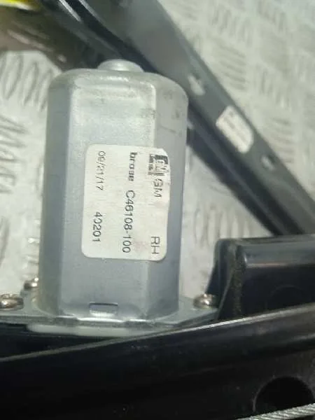Elevalunas Delantero Derecho para Opel Astra K Lim. 5Türig