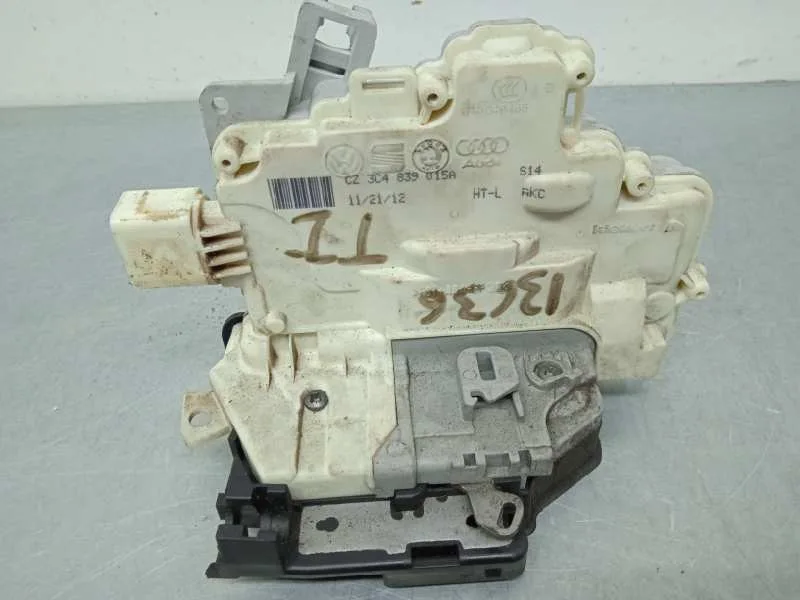 Cerradura Puerta Trasera Izquierda para Volkswagen Passat Lim. (362)