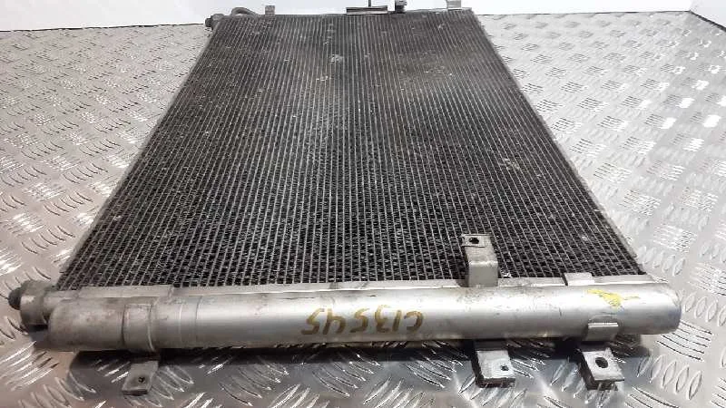 Condensador / Radiador Aire Acondicionado para Kia Carnival