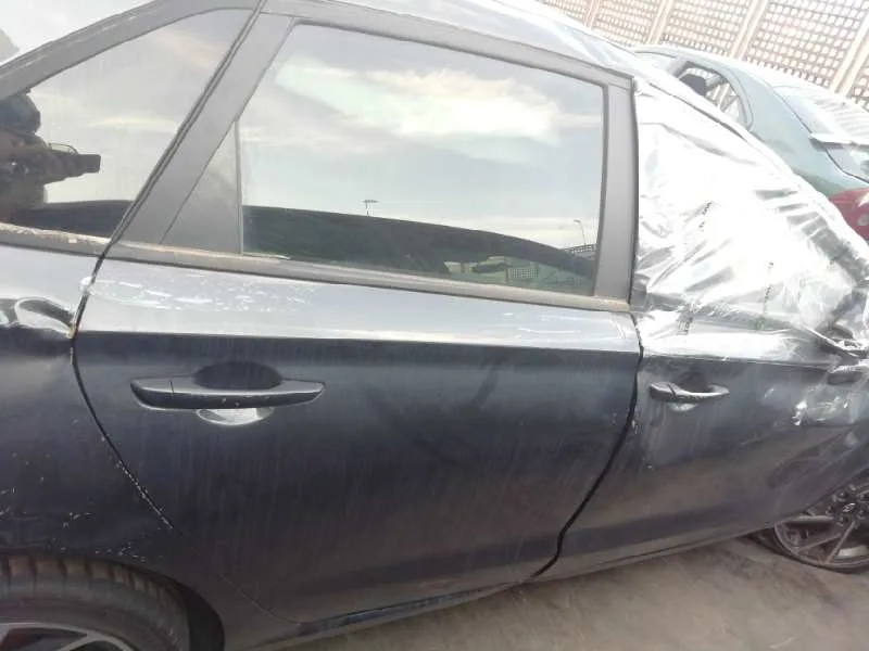 Puerta Trasera Derecha para Hyundai I30 (Pd)