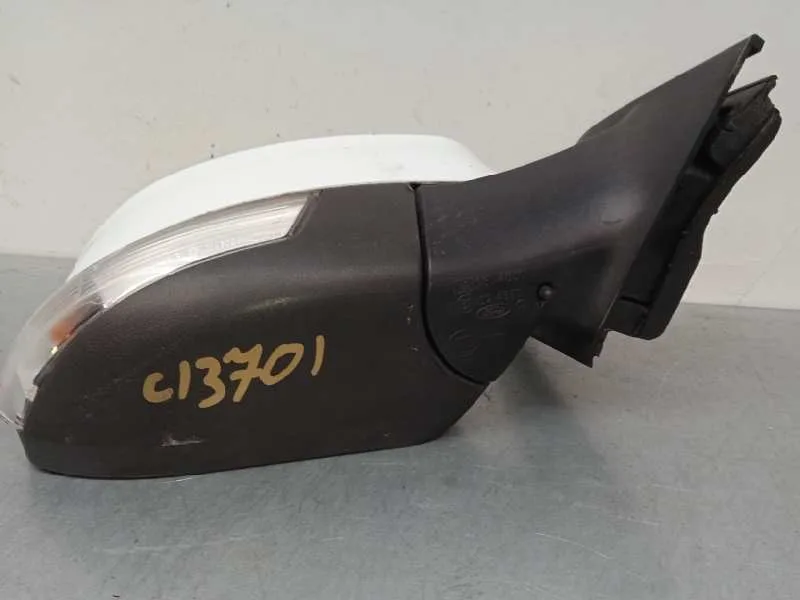 Retrovisor Derecho para Ford Focus Lim.