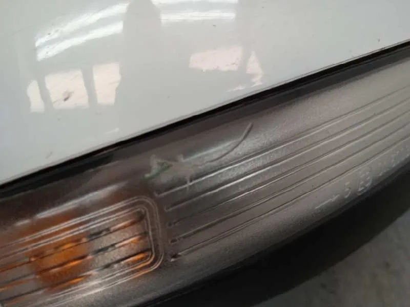 Retrovisor Derecho para Ford Focus Lim.