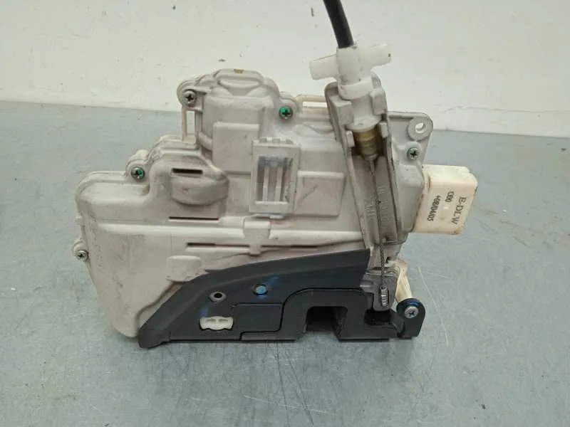 Cerradura Puerta Delantera Izquierda para Volkswagen Passat Berlina (3C2)