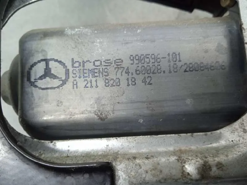 Elevalunas Delantero Izquierdo para Mercedes-Benz Clase C (W203) Berlina