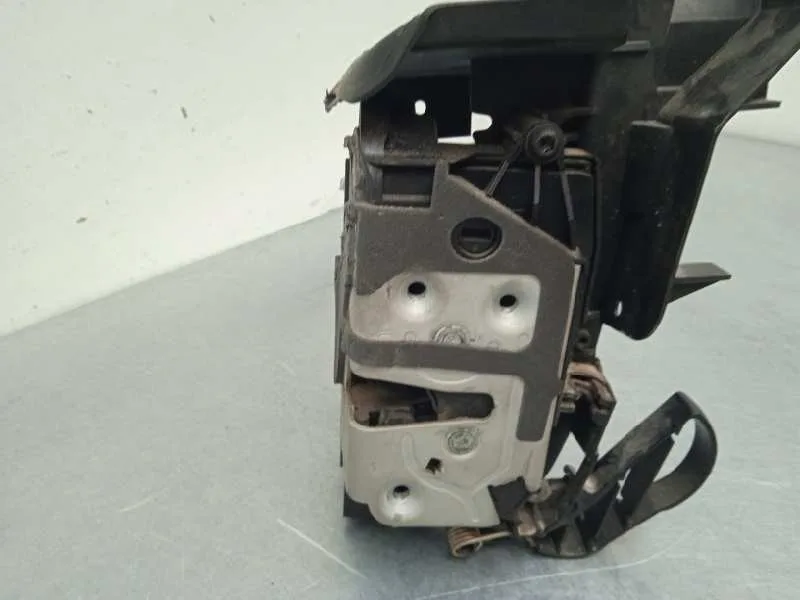 Cerradura Puerta Delantera Derecha para Ford Focus Lim.