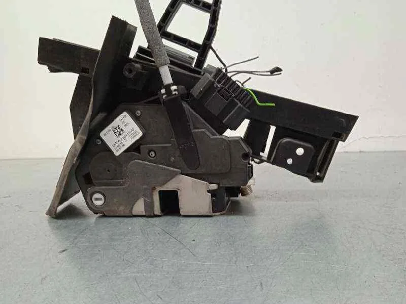 Cerradura Puerta Trasera Izquierda para Ford Focus Lim.
