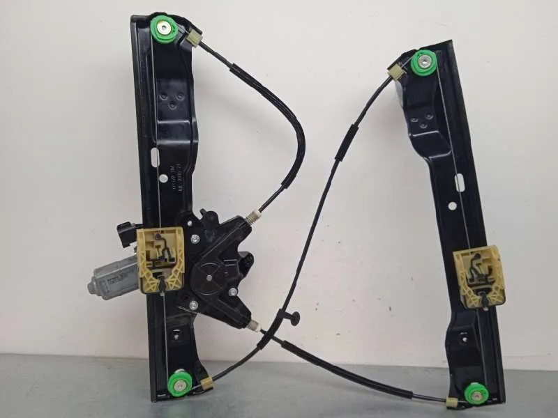 Elevalunas Delantero Derecho para Ford Focus Lim.