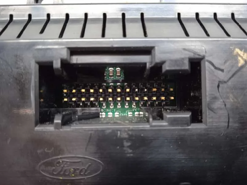 Mando Climatizador para Ford Focus Lim.