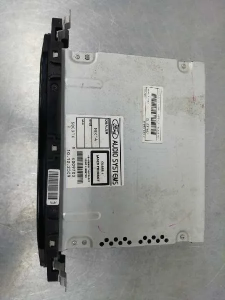 Sistema Audio / Radio Cd para Ford Focus Lim. (Cb4)