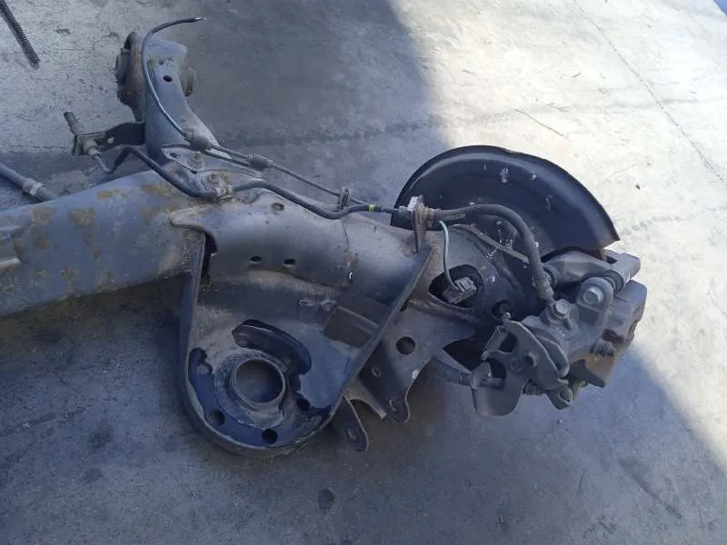 Puente Trasero para Toyota Prius (Nhw30)