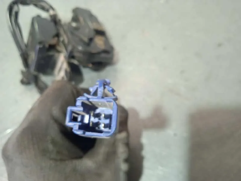 Cerradura Maletero / Porton para Toyota Prius (Nhw30)