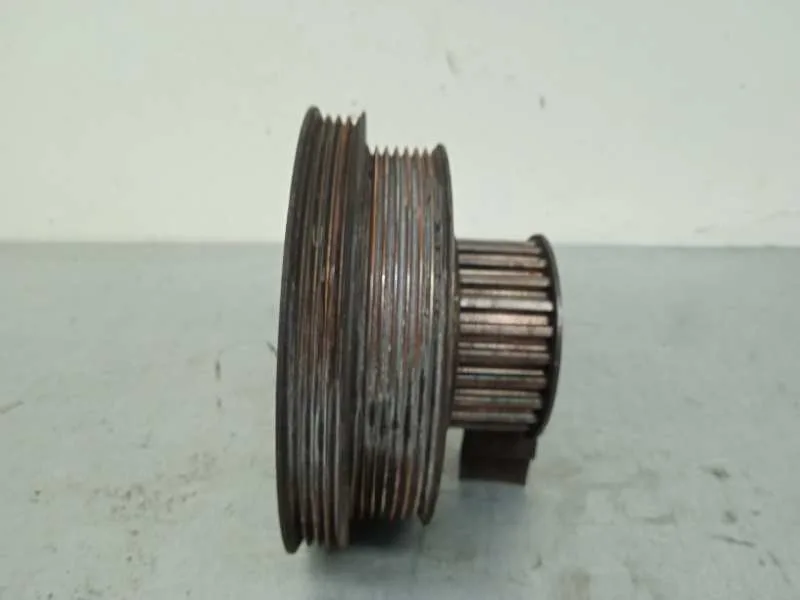 Polea Ciguenal para Iveco Daily Caja Cerrada (2006 =>)
