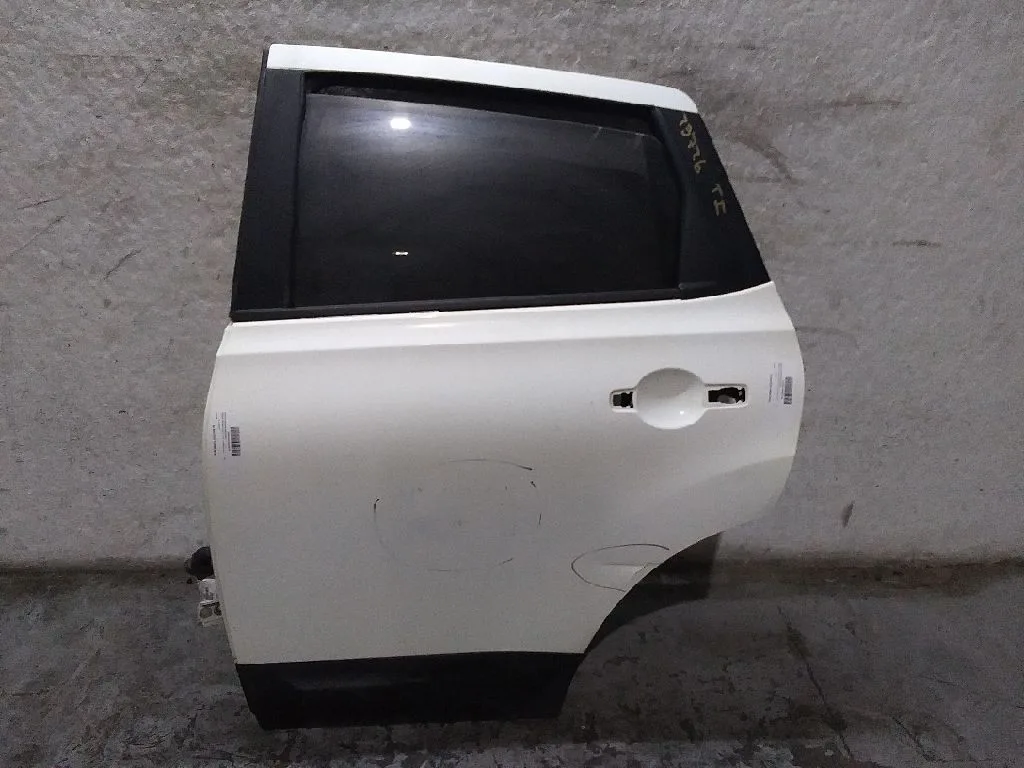 Puerta Trasera Izquierda para Nissan Qashqai (J10)