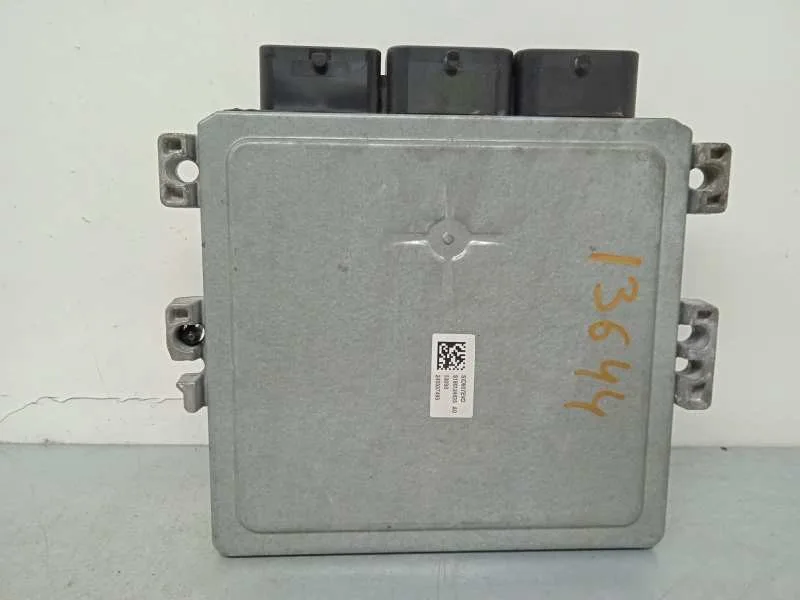 Centralita Motor Uce para Ford Focus Lim. (Cb8)
