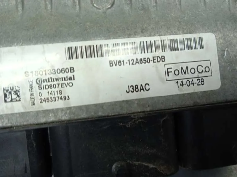 Centralita Motor Uce para Ford Focus Lim. (Cb8)
